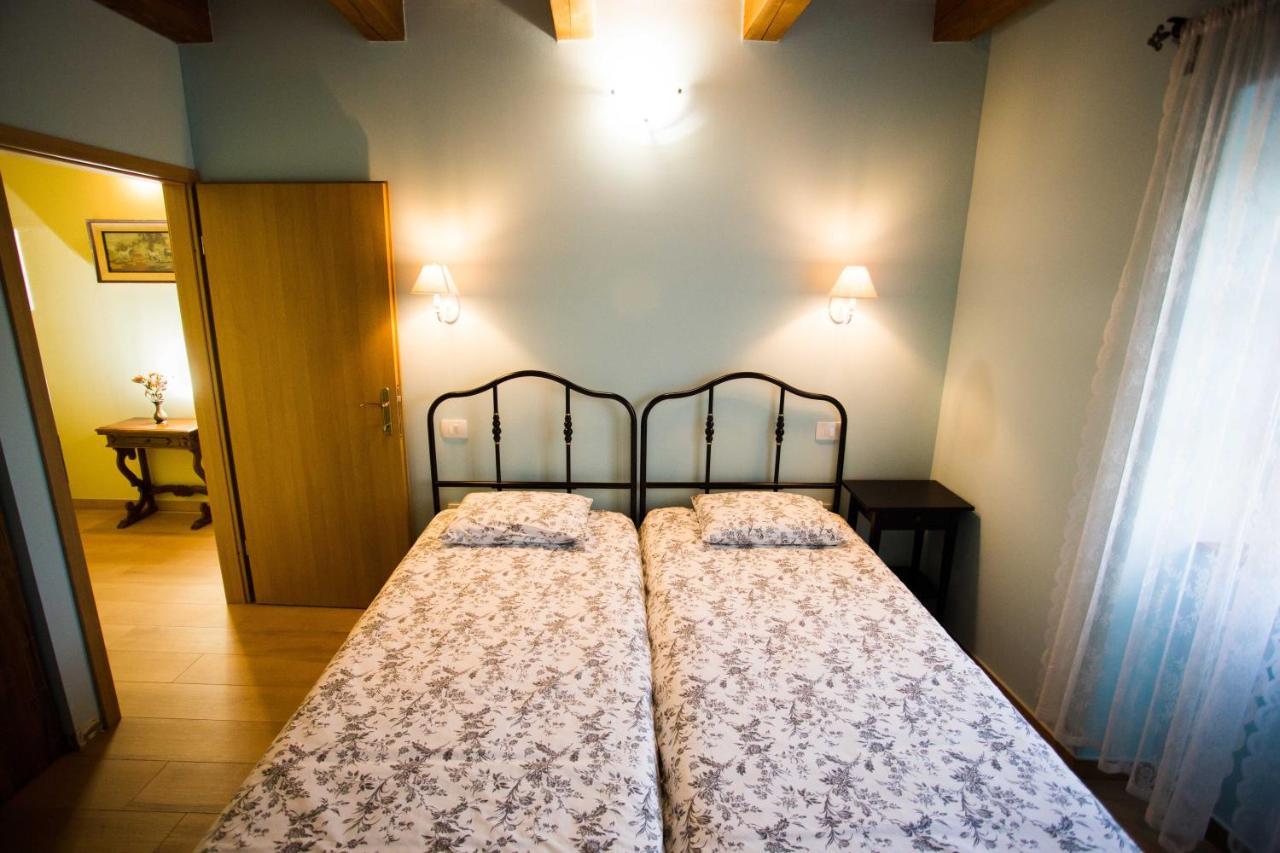 Brezovica pri Gradinu Apartma Baladur מראה חיצוני תמונה